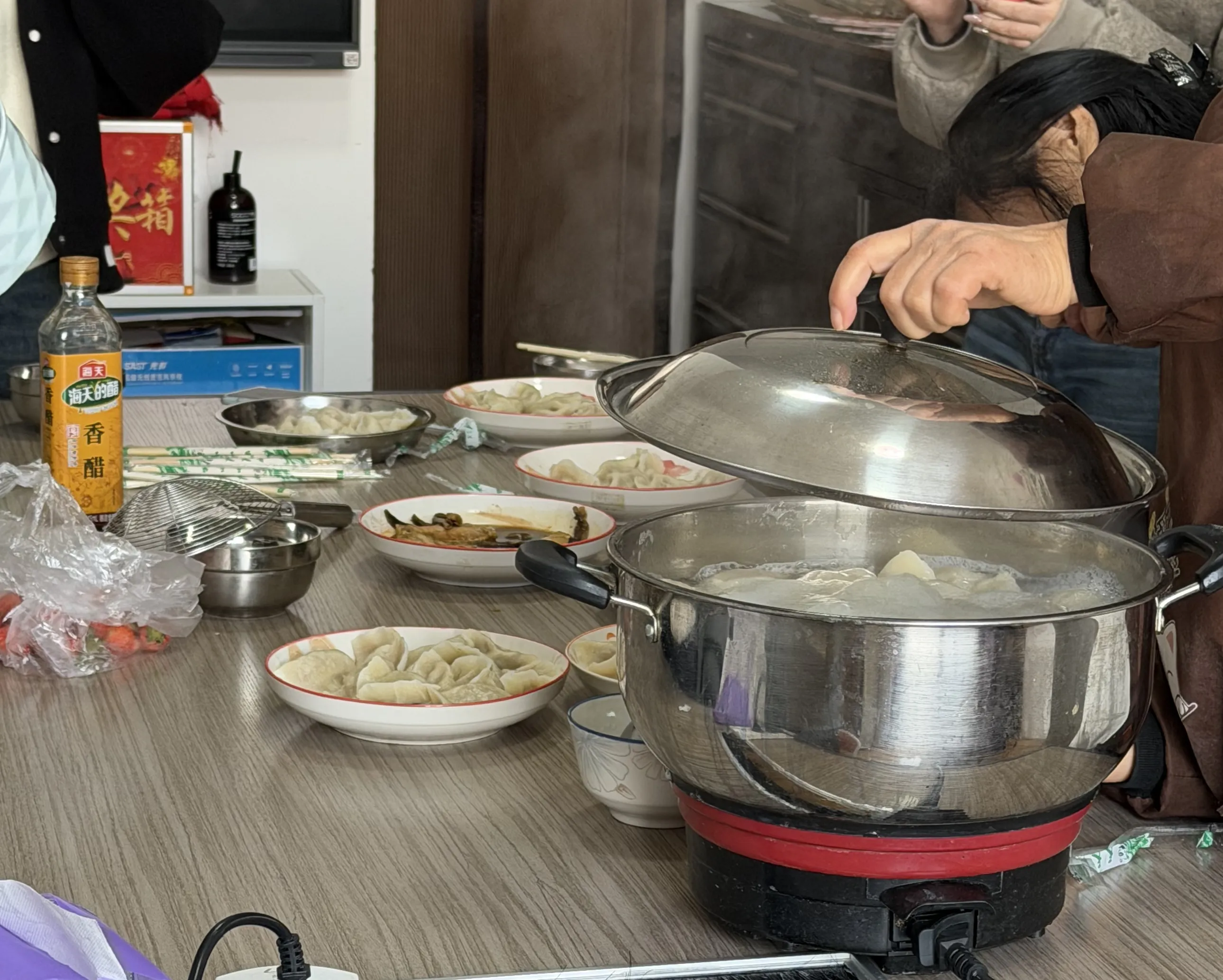 Желаю Маотуну и всем остальным гармоничного и успешного года в наступающем году