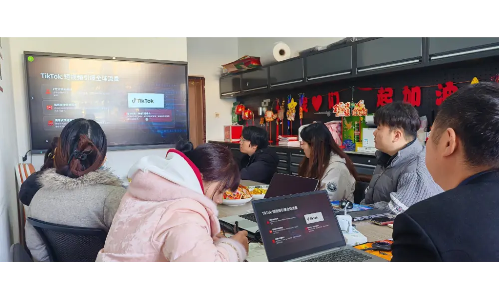 Встречайте китайский Новый год с Power Tower Solutions